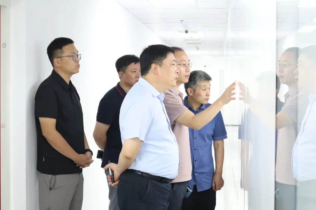 國(guó)家糧科院專家組蒞臨南京微測(cè)調(diào)研 國(guó)家糧科院專家組蒞臨南京微測(cè)調(diào)研